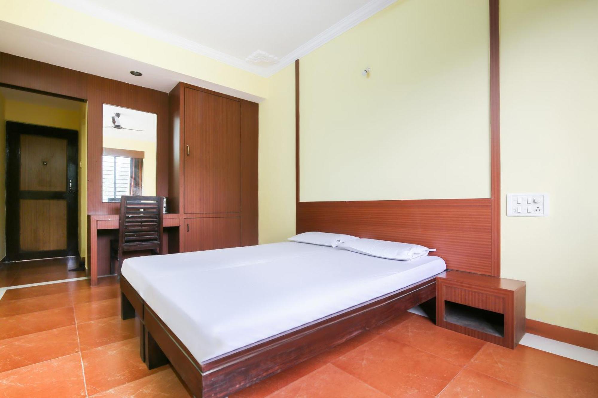 Hotel O Raviraj Classic Cana Экстерьер фото